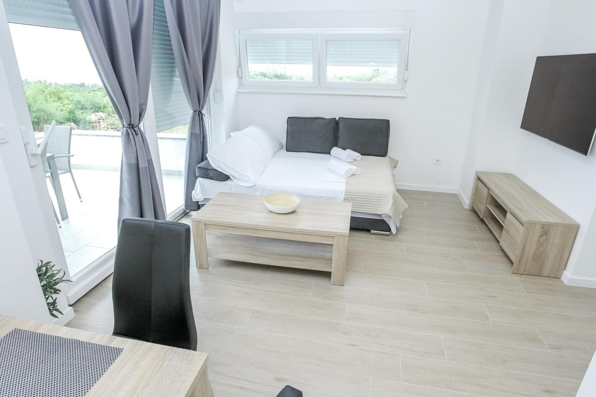 Pool Apartments Villa Dalia โนวาลยา ภายนอก รูปภาพ